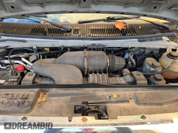 ✅ 2012 Ford Econoline Cargo Commercial • VIN: 1FTNE2EW5CDB25850 • Lot: 90483545. Wystawiony na Copart z przebiegiem 163 715 mil. Bezpłatny archiwum sprzedaży aukcyjnych z USA i szczegółowy raport historii pojazdu na DreamBid. Zdjęcie 7.