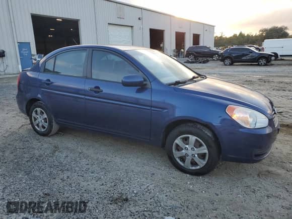 2011 Hyundai Accent GLS z VIN KMHCN4AC8BU617197, wystawiony jako Copart lot #78658214 z przebiegiem 130 327 mil mil oraz Szkoda całkowita • Salvage title. Historia ofert i sprzedaży dostępna na DreamBid. Obrazek 4.