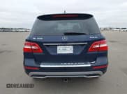 ✅ 2015 Mercedes-Benz M 350 • VIN: 4JGDA5HB9FA500335 • Lot: 43660716. Wystawiony na IAAI z przebiegiem 113 978 mil. Bezpłatny archiwum sprzedaży aukcyjnych z USA i szczegółowy raport historii pojazdu na DreamBid. Zdjęcie 16.