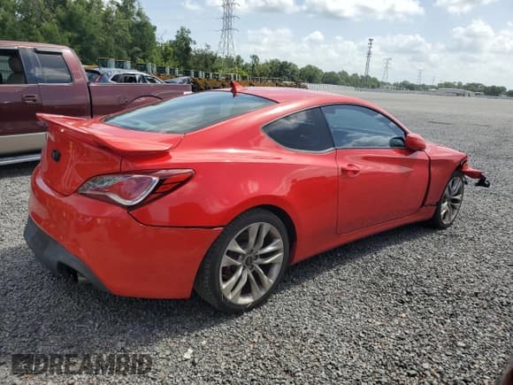 ✅ 2013 Hyundai Genesis Coupe R-Spec • VIN: KMHHU6KJ9DU097094 • Lot: 60881695. Wystawiony na Copart z przebiegiem 88 542 mil. Bezpłatny archiwum sprzedaży aukcyjnych z USA i szczegółowy raport historii pojazdu na DreamBid. Zdjęcie 3.