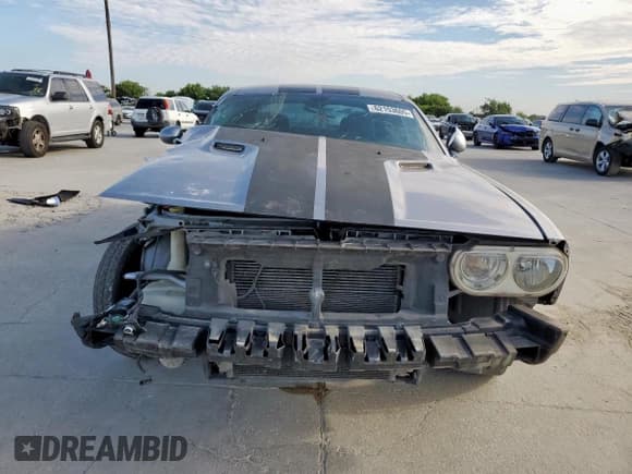 ✅ 2011 Dodge Challenger • VIN: 2B3CJ4DG3BH519228 • Lot: 62153605. Wystawiony na Copart z przebiegiem 123 161 mil. Bezpłatny archiwum sprzedaży aukcyjnych z USA i szczegółowy raport historii pojazdu na DreamBid. Zdjęcie 5.