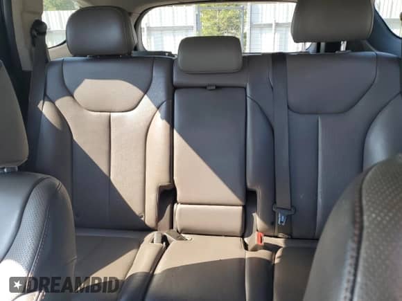 2019 Hyundai Santa Fe Ultimate z VIN 5NMS53AD9KH008064, wystawiony jako Copart lot #70659395 z przebiegiem 186 232 mil mil oraz Szkoda całkowita • Salvage title. Historia ofert i sprzedaży dostępna na DreamBid. Obrazek 10.