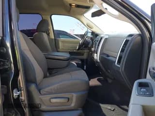 ✅ 2010 Dodge 1500 SLT • VIN: 1D7RB1GT5AS209737 • Lot: 41413982. Wystawiony na IAAI z przebiegiem 185 043 mil. Bezpłatny archiwum sprzedaży aukcyjnych z USA i szczegółowy raport historii pojazdu na DreamBid. Zdjęcie 5.