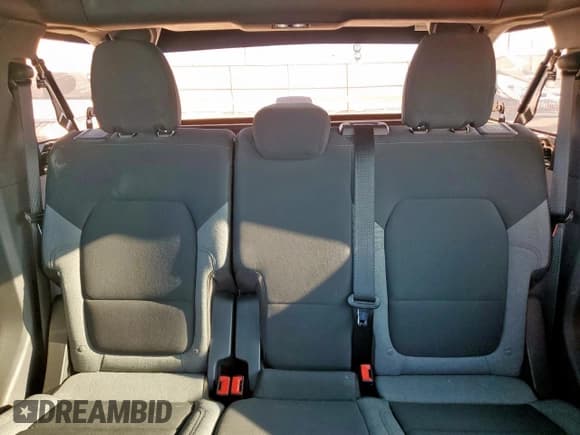 ✅ 2023 Ford Bronco Outer Banks • VIN: 1FMDE5BH1PLB05489 • Lot: 71205725. Listed on Copart with 26,822 mi. Free auction sales archive from the USA and detailed vehicle history report at DreamBid. Image 10.