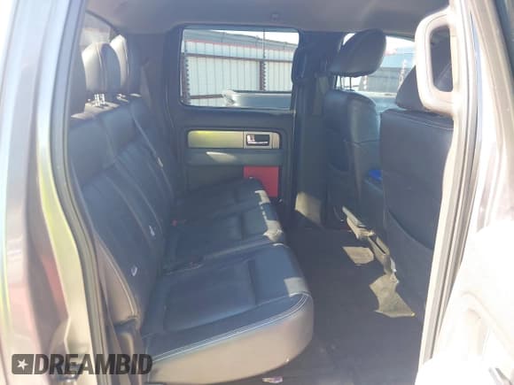 ✅ 2011 Ford F-150 XLT • VIN: 1FTEW1CM2BFB70448 • Lot: 43764825. Listed on IAAI with 195,938 mi. Free auction sales archive from the USA and detailed vehicle history report at DreamBid. Image 8.