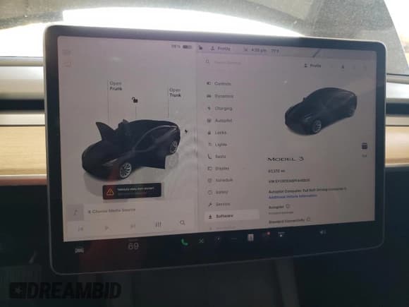 ✅ 2023 Tesla Model 3 • VIN: 5YJ3E1EA8PF446835 • Lot: 53345355. Wystawiony na Copart z przebiegiem 57 372 mil. Bezpłatny archiwum sprzedaży aukcyjnych z USA i szczegółowy raport historii pojazdu na DreamBid. Zdjęcie 9.