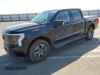 ✅ 2022 Ford F-150 Lightning Pro • VIN: 1FTVW1EL9NWG15843 • Lot: 64418323. Listed on Copart with 2,274 mi. Free auction sales archive from the USA and detailed vehicle history report at DreamBid. Image 1.
