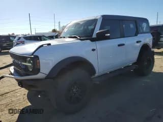 ✅ 2022 Ford Bronco Wildtrak • VIN: 1FMEE5DP5NLB30868 • Lot: 90312765. Wystawiony na Copart z przebiegiem 50 843 mil. Bezpłatny archiwum sprzedaży aukcyjnych z USA i szczegółowy raport historii pojazdu na DreamBid. Zdjęcie 1.