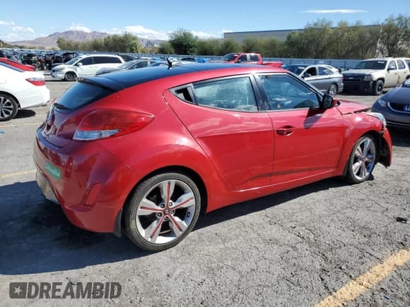 ✅ 2016 Hyundai Veloster • VIN: KMHTC6AD0GU296645 • Lot: 86675155. Listed on Copart with 44,596 mi. Free auction sales archive from the USA and detailed vehicle history report at DreamBid. Image 3.