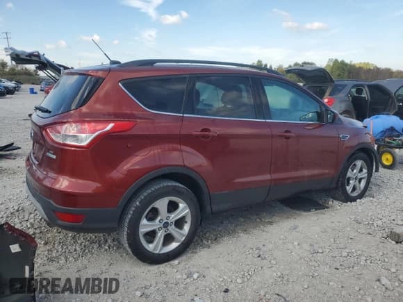 ✅ 2016 Ford Escape SE • VIN: 1FMCU0GXXGUA19996 • Lot: 86105355. Wystawiony na Copart z przebiegiem 77 716 mil. Bezpłatny archiwum sprzedaży aukcyjnych z USA i szczegółowy raport historii pojazdu na DreamBid. Zdjęcie 3.