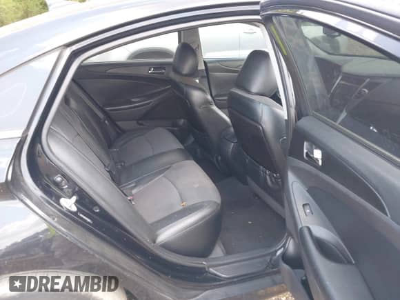 2013 Hyundai Sonata SE with VIN 5NPEC4AC7DH703326, listed as a IAAI auction lot 43168887 with 191,787 mi miles and . Bid and sale history available at DreamBid. Image 8.