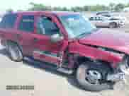 2001 Chevrolet Tahoe LT z VIN 1GNEK13T21J295102, wystawiony jako IAAI lot #42568135 z przebiegiem 286 769 mil mil oraz . Historia ofert i sprzedaży dostępna na DreamBid. Obrazek 6.