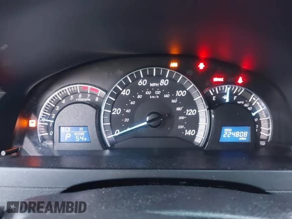 ✅ 2013 Toyota Camry SE • VIN: 4T1BF1FK3DU282702 • Lot: 43637815. Listed on IAAI with 224,808 mi. Free auction sales archive from the USA and detailed vehicle history report at DreamBid. Image 7.