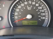 ✅ 2007 Kia Sedona • VIN: KNDMB133X76126736 • Lot: 43624307. Wystawiony na IAAI z przebiegiem 127 469 mil. Bezpłatny archiwum sprzedaży aukcyjnych z USA i szczegółowy raport historii pojazdu na DreamBid. Zdjęcie 7.