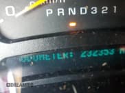 ✅ 2006 Chevrolet Silverado 2500HD Work Truck • VIN: 1GCHC23U86F204393 • Лот: 83843324. Опубликован ранее на Copart с пробегом 232 353 миль. Бесплатный доступ к архиву аукционных продаж из США и подробный отчёт об истории автомобиля на DreamBid. Изображение 9.