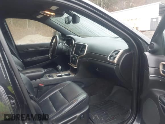 ✅ 2015 Jeep Grand Cherokee Limited • VIN: 1C4RJFBG6FC241103 • Lot: 43579215. Listed on IAAI with 209,947 mi. Free auction sales archive from the USA and detailed vehicle history report at DreamBid. Image 5.