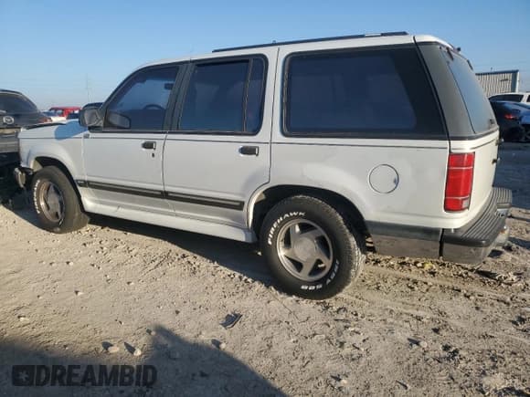 ✅ 1994 Ford Explorer Eddie Bauer • VIN: 1FMDU32X1RUC49815 • Lot: 45758705. Listed on Copart with 183,233 mi. Free auction sales archive from the USA and detailed vehicle history report at DreamBid. Image 2.