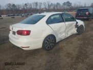 ✅ 2014 Volkswagen Jetta GLI • VIN: 3VW4T7AJ7EM385194 • Lot: 43765495. Wystawiony na IAAI z przebiegiem 151 140 mil. Bezpłatny archiwum sprzedaży aukcyjnych z USA i szczegółowy raport historii pojazdu na DreamBid. Zdjęcie 4.