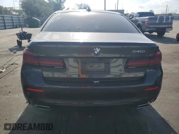 ✅ 2021 BMW 5 Series 540i • VIN: WBA53BJ09MWX21523 • Lot: 54498045. Listed on Copart with 37,818 mi. Free auction sales archive from the USA and detailed vehicle history report at DreamBid. Image 6.