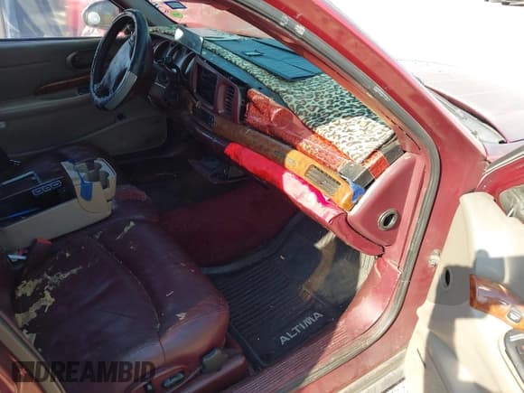 ✅ 2000 Buick LeSabre Limited • VIN: 1G4HR54K2YU294924 • Lot: 43385299. Listed on IAAI with 117,920 mi. Free auction sales archive from the USA and detailed vehicle history report at DreamBid. Image 5.