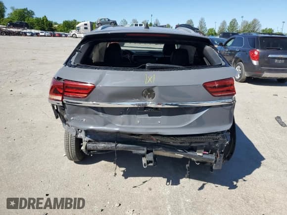 ✅ 2021 Volkswagen Atlas SEL R-Line • VIN: 1V2CE2CAXMC222420 • Лот: 57896825. Опубликован ранее на Copart с пробегом 98 936 миль. Бесплатный доступ к архиву аукционных продаж из США и подробный отчёт об истории автомобиля на DreamBid. Изображение 6.