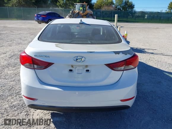 ✅ 2016 Hyundai Elantra SE • VIN: 5NPDH4AE8GH766308 • Lot: 43450761. Listed on IAAI with 63,028 mi. Free auction sales archive from the USA and detailed vehicle history report at DreamBid. Image 16.