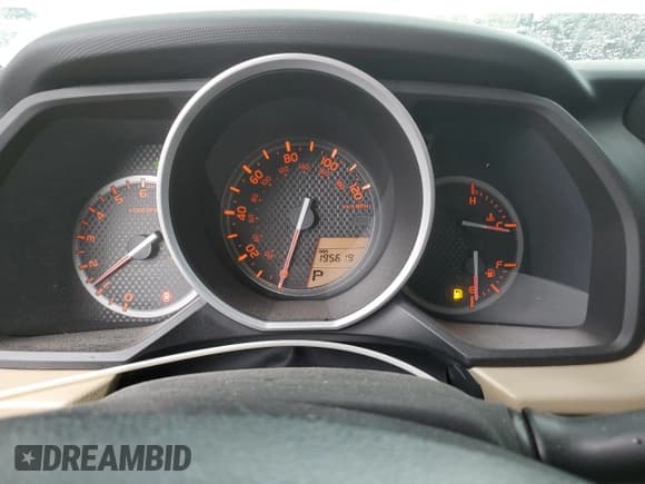 ✅ 2011 Toyota 4Runner SR5 • VIN: JTEBU5JR7B5048135 • Lot: 84887285. Wystawiony na Copart z przebiegiem 195 619 mil. Bezpłatny archiwum sprzedaży aukcyjnych z USA i szczegółowy raport historii pojazdu na DreamBid. Zdjęcie 9.