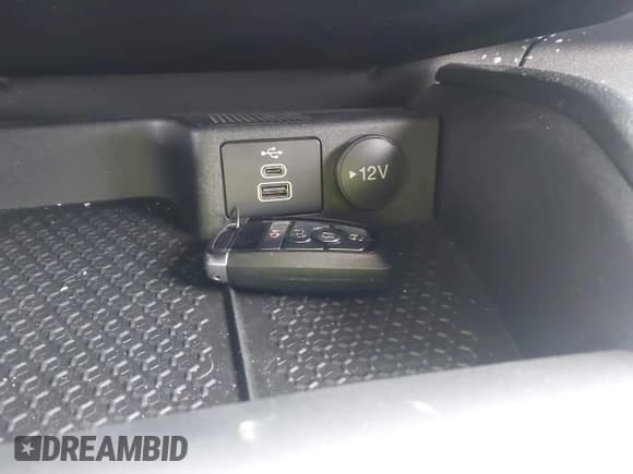 ✅ 2024 Ford Bronco Sport Outer Banks • VIN: 3FMCR9C64RRE04287 • Лот: 43333160. Опубликован ранее на IAAI с пробегом 9 363 миль. Бесплатный доступ к архиву аукционных продаж из США и подробный отчёт об истории автомобиля на DreamBid. Изображение 11.