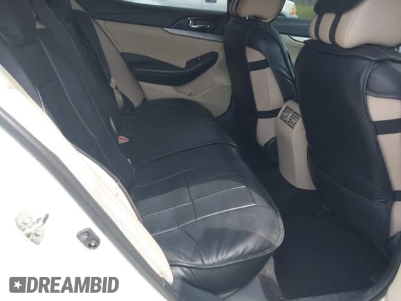 ✅ 2017 Nissan Maxima SV • VIN: 1N4AA6AP8HC365994 • Лот: 43038391. Опубликован ранее на IAAI с пробегом 171 454 миль. Бесплатный доступ к архиву аукционных продаж из США и подробный отчёт об истории автомобиля на DreamBid. Изображение 8.