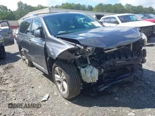 ✅ 2013 Toyota Highlander Limited • VIN: 5TDYK3EH6DS104797 • Лот: 42984142. Опубликован ранее на IAAI с пробегом 130 451 миль. Бесплатный доступ к архиву аукционных продаж из США и подробный отчёт об истории автомобиля на DreamBid. Изображение 1.