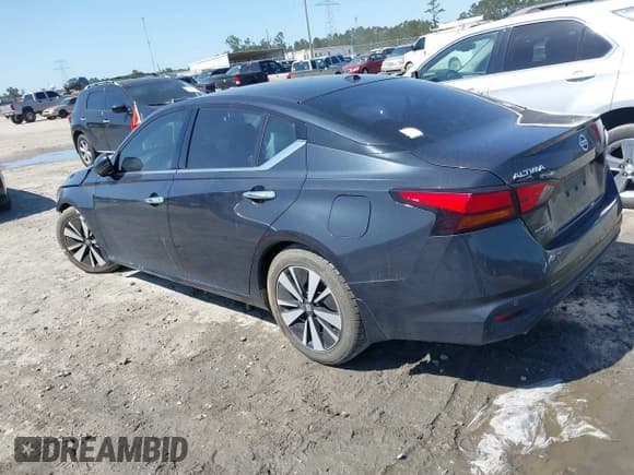 ✅ 2019 Nissan Altima SV • VIN: 1N4BL4DV9KC131027 • Lot: 42014032. Listed on IAAI with 78,306 mi. Free auction sales archive from the USA and detailed vehicle history report at DreamBid. Image 3.