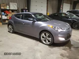 ✅ 2016 Hyundai Veloster • VIN: KMHTC6AD0GU299156 • Lot: 75708284. Wystawiony na Copart z przebiegiem 62 395 mil. Bezpłatny archiwum sprzedaży aukcyjnych z USA i szczegółowy raport historii pojazdu na DreamBid. Zdjęcie 4.