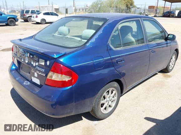 ✅ 2003 Toyota Prius • VIN: JT2BK12UX30072488 • Lot: 42608390. Listed on IAAI with 206,702 mi. Free auction sales archive from the USA and detailed vehicle history report at DreamBid. Image 4.