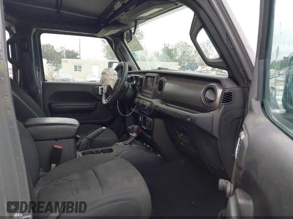 ✅ 2022 Jeep Wrangler Unlimited Sport S • VIN: 1C4HJXDG8NW126143 • Лот: 42873820. Опубликован ранее на IAAI с пробегом 44 472 миль. Бесплатный доступ к архиву аукционных продаж из США и подробный отчёт об истории автомобиля на DreamBid. Изображение 5.