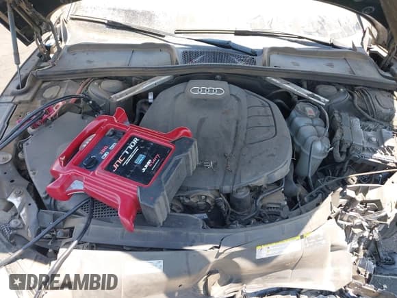 ✅ 2019 Audi A5 Sportback Premium • VIN: WAUANCF50KA054421 • Lot: 42933628. Wystawiony na IAAI z przebiegiem 64 835 mil. Bezpłatny archiwum sprzedaży aukcyjnych z USA i szczegółowy raport historii pojazdu na DreamBid. Zdjęcie 10.