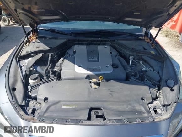 ✅ 2014 Infiniti Q50 Premium • VIN: JN1BV7AR0EM693168 • Lot: 42321932. Wystawiony na IAAI z przebiegiem 111 924 mil. Bezpłatny archiwum sprzedaży aukcyjnych z USA i szczegółowy raport historii pojazdu na DreamBid. Zdjęcie 10.