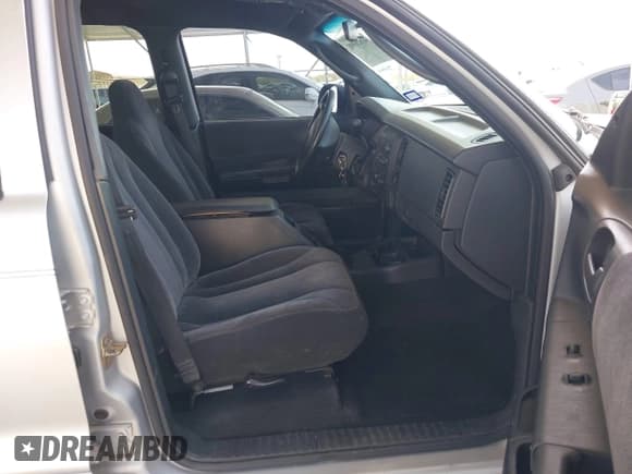 ✅ 2002 Dodge Dakota SLT • VIN: 1B7HG48N62S546119 • Lot: 41826998. Wystawiony na IAAI z przebiegiem 157 761 mil. Bezpłatny archiwum sprzedaży aukcyjnych z USA i szczegółowy raport historii pojazdu na DreamBid. Zdjęcie 5.