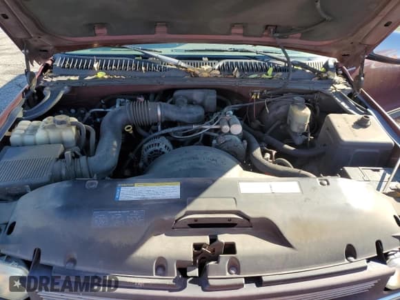 ✅ 2000 Chevrolet Silverado 1500 • VIN: 2GCEC19W5Y1118815 • Lot: 92752755. Listed on Copart with 190,113 mi. Free auction sales archive from the USA and detailed vehicle history report at DreamBid. Image 11.