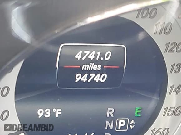 ✅ 2015 Mercedes-Benz GLK 350 • VIN: WDCGG8JB5FG342742 • Lot: 42851201. Wystawiony na IAAI z przebiegiem 94 740 mil. Bezpłatny archiwum sprzedaży aukcyjnych z USA i szczegółowy raport historii pojazdu na DreamBid. Zdjęcie 15.