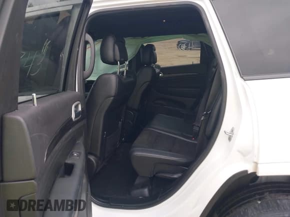 ✅ 2021 Jeep Grand Cherokee Laredo E • VIN: 1C4RJFAG3MC525092 • Lot: 43277843. Listed on IAAI with 126,112 mi. Free auction sales archive from the USA and detailed vehicle history report at DreamBid. Image 8.