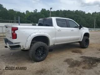 ✅ 2021 Chevrolet Silverado 1500 RST • VIN: 1GCUYEEL9MZ322938 • Lot: 62251474. Wystawiony na Copart z przebiegiem 49 762 mil. Bezpłatny archiwum sprzedaży aukcyjnych z USA i szczegółowy raport historii pojazdu na DreamBid. Zdjęcie 3.