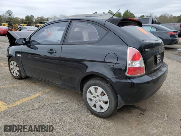 2008 Hyundai Accent GS z VIN KMHCM36C78U076898, wystawiony jako Copart lot #57266224 z przebiegiem Nie podano mil oraz Szkoda całkowita • Salvage title. Historia ofert i sprzedaży dostępna na DreamBid. Obrazek 2.