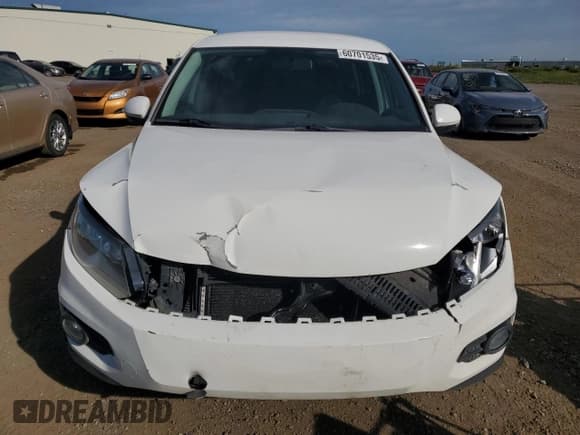 ✅ 2012 Volkswagen Tiguan S • VIN: WVGBV7AX3CW539353 • Lot: 60701535. Wystawiony na Copart z przebiegiem 160 969 mil. Bezpłatny archiwum sprzedaży aukcyjnych z USA i szczegółowy raport historii pojazdu na DreamBid. Zdjęcie 5.