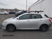 ✅ 2010 Toyota Matrix S • VIN: 2T1LE4EE6AC018584 • Лот: 43593243. Опубликован ранее на IAAI с пробегом 159 694 миль. Бесплатный доступ к архиву аукционных продаж из США и подробный отчёт об истории автомобиля на DreamBid. Изображение 15.