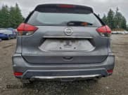 ✅ 2017 Nissan Rogue SV • VIN: KNMAT2MT2HP532378 • Лот: 94823915. Опубликован ранее на Copart с пробегом Не указан. Бесплатный доступ к архиву аукционных продаж из США и подробный отчёт об истории автомобиля на DreamBid. Изображение 6.