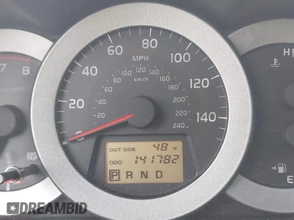 ✅ 2008 Toyota RAV4 Sport • VIN: JTMBK32V286030865 • Лот: 43583288. Опубликован ранее на IAAI с пробегом 141 782 миль. Бесплатный доступ к архиву аукционных продаж из США и подробный отчёт об истории автомобиля на DreamBid. Изображение 15.