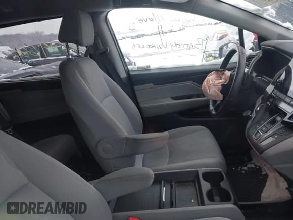 ✅ 2021 Honda Odyssey EX • VIN: 5FNRL6H56MB028779 • Lot: 43796865. Listed on IAAI with 299,640 mi. Free auction sales archive from the USA and detailed vehicle history report at DreamBid. Image 5.