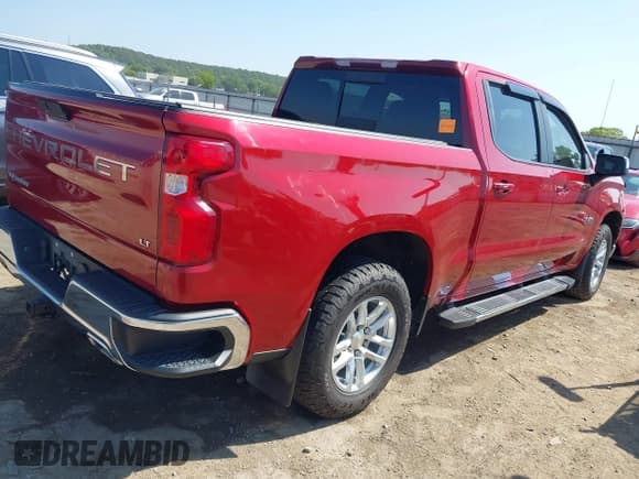 ✅ 2019 Chevrolet Silverado 1500 LT • VIN: 1GCUYDED0KZ156731 • Lot: 43013452. Wystawiony na IAAI z przebiegiem 61 357 mil. Bezpłatny archiwum sprzedaży aukcyjnych z USA i szczegółowy raport historii pojazdu na DreamBid. Zdjęcie 4.