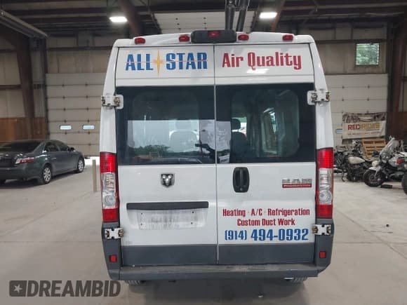 ✅ 2014 Ram ProMaster Cargo • VIN: 3C6TRVCG3EE119711 • Lot: 42993695. Wystawiony na IAAI z przebiegiem 253 515 mil. Bezpłatny archiwum sprzedaży aukcyjnych z USA i szczegółowy raport historii pojazdu na DreamBid. Zdjęcie 17.