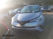 ✅ 2019 Toyota C-HR LE • VIN: NMTKHMBXXKR068081 • Lot: 43385431. Wystawiony na IAAI z przebiegiem Nie podano. Bezpłatny archiwum sprzedaży aukcyjnych z USA i szczegółowy raport historii pojazdu na DreamBid. Zdjęcie 11.